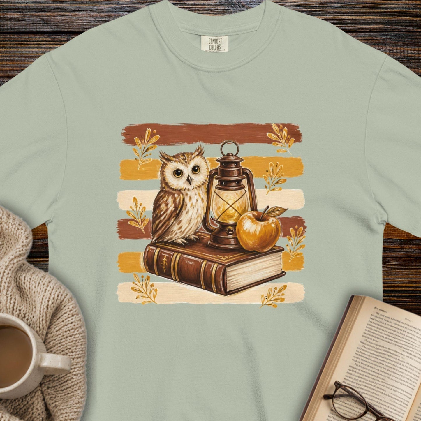 Bookish owl T-shirt