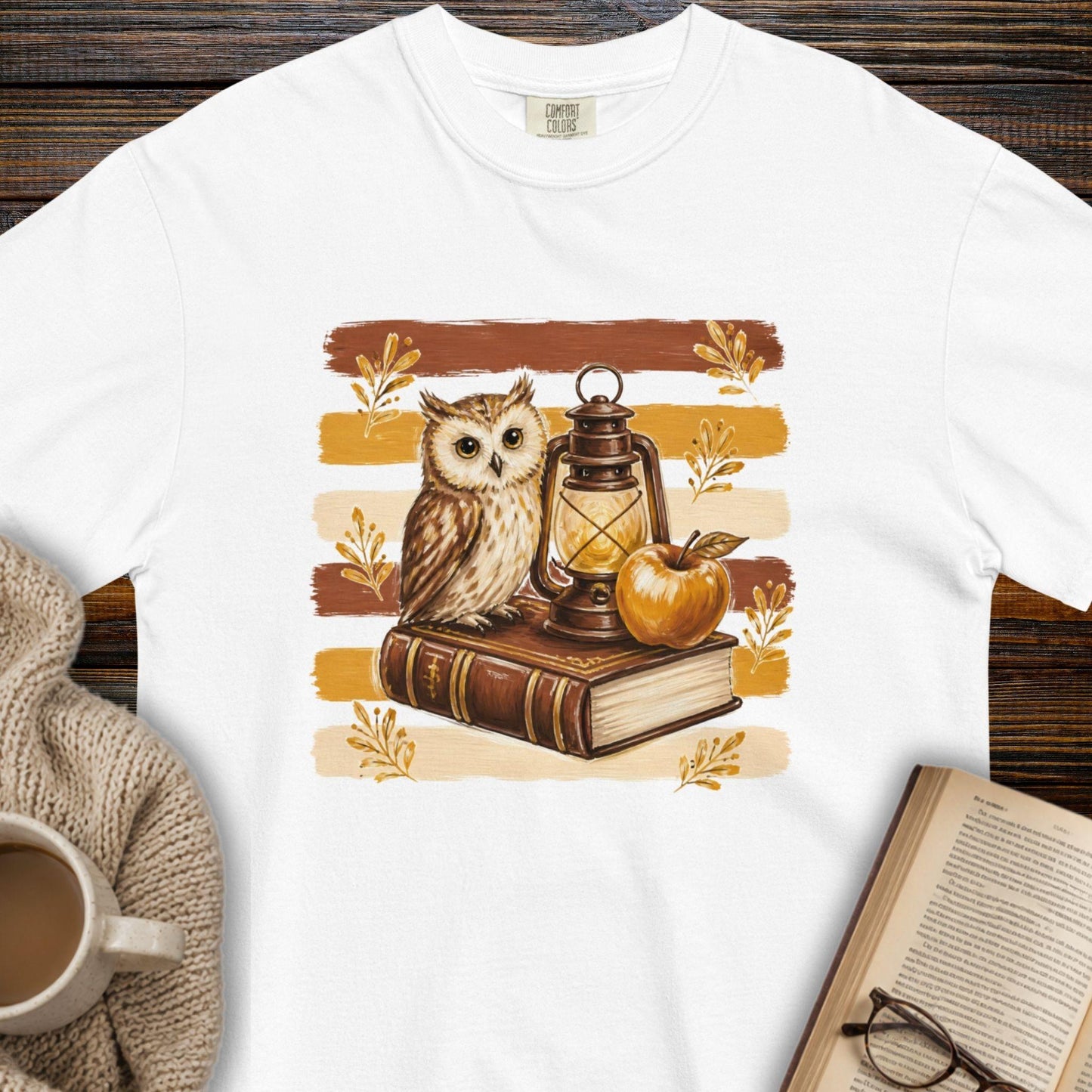 Bookish owl T-shirt