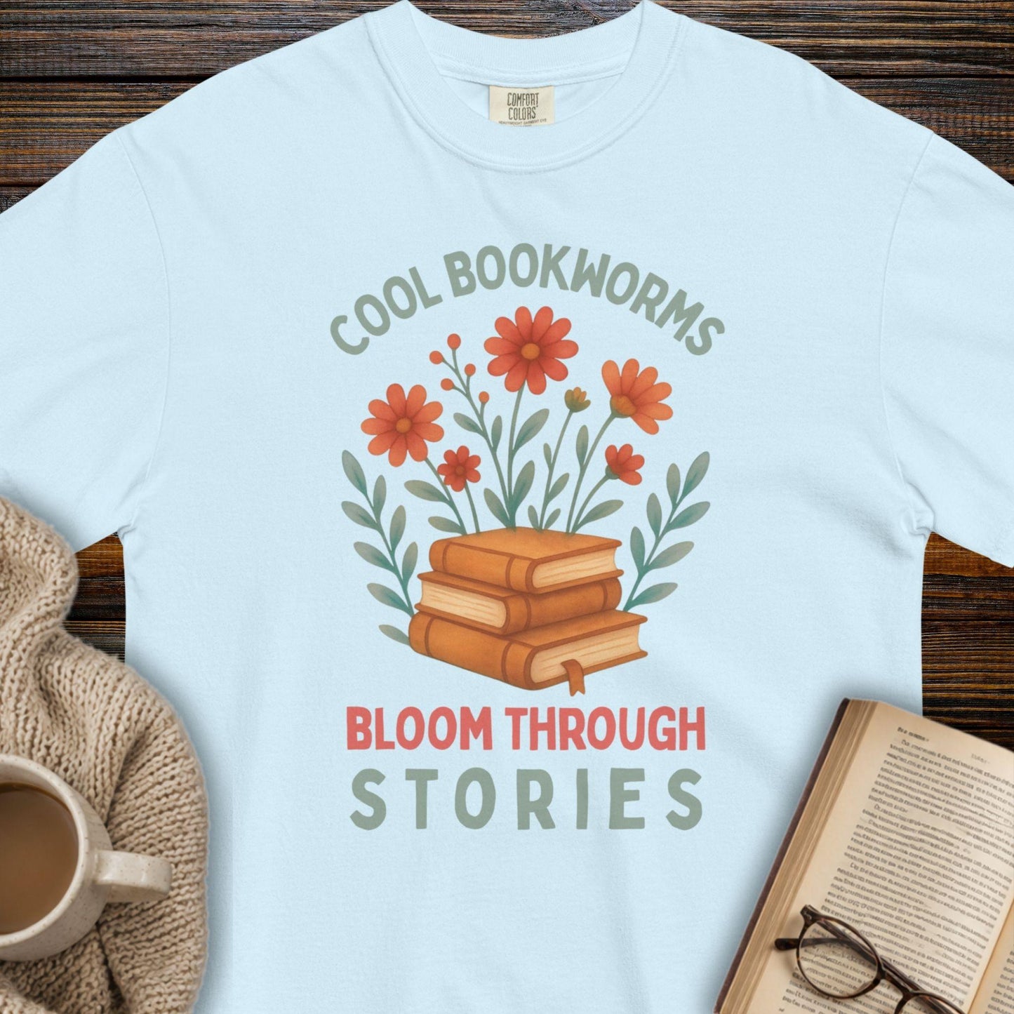 Cool bookworms bloom trough stories T-shirt