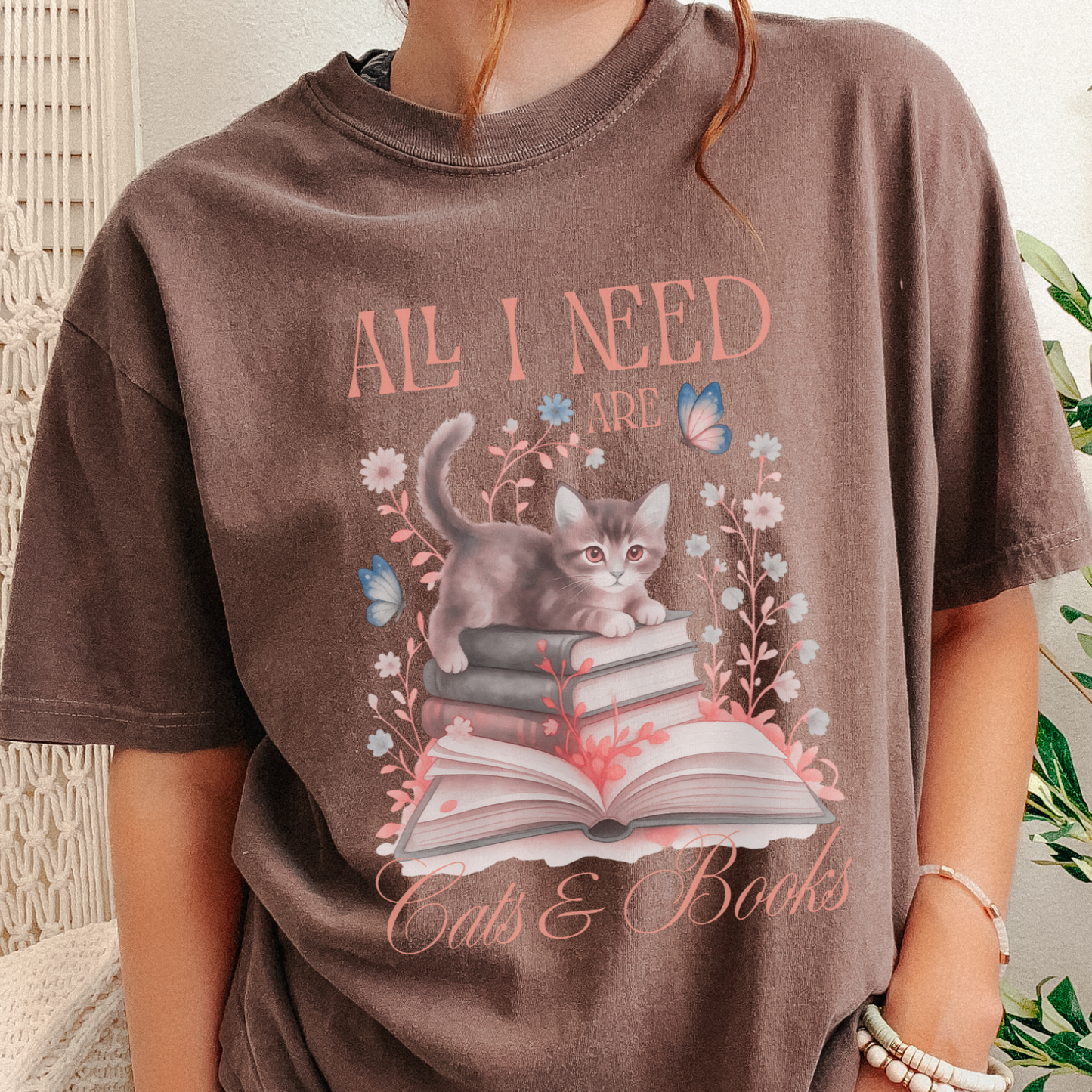 All i need are cats and books