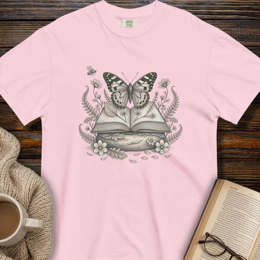Bookish nature T-shirt