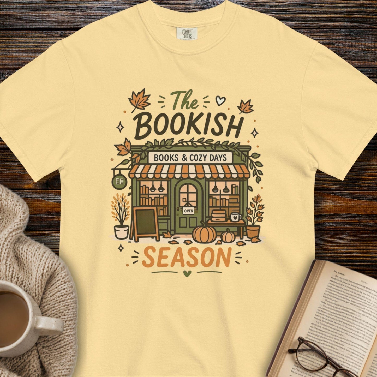 The bookish season T-shirt