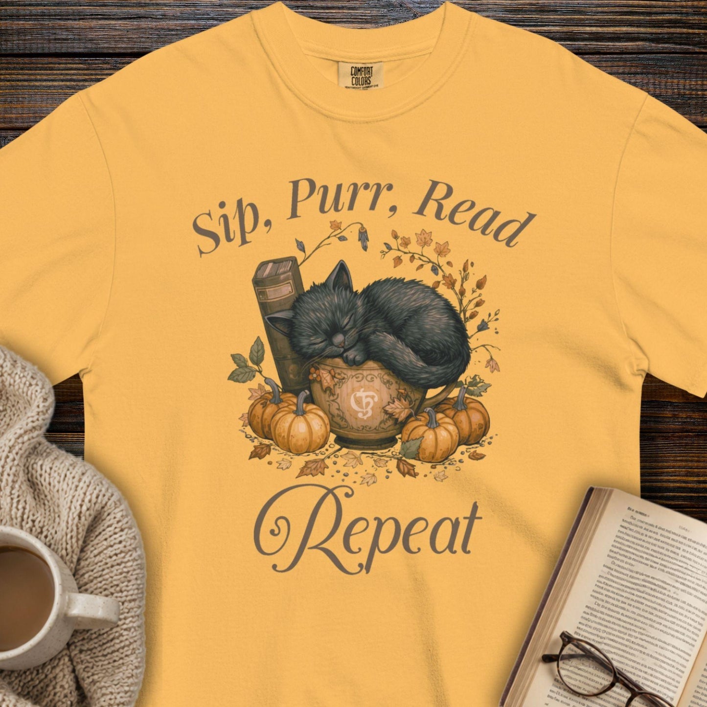 Sip, purr, read T-shirt