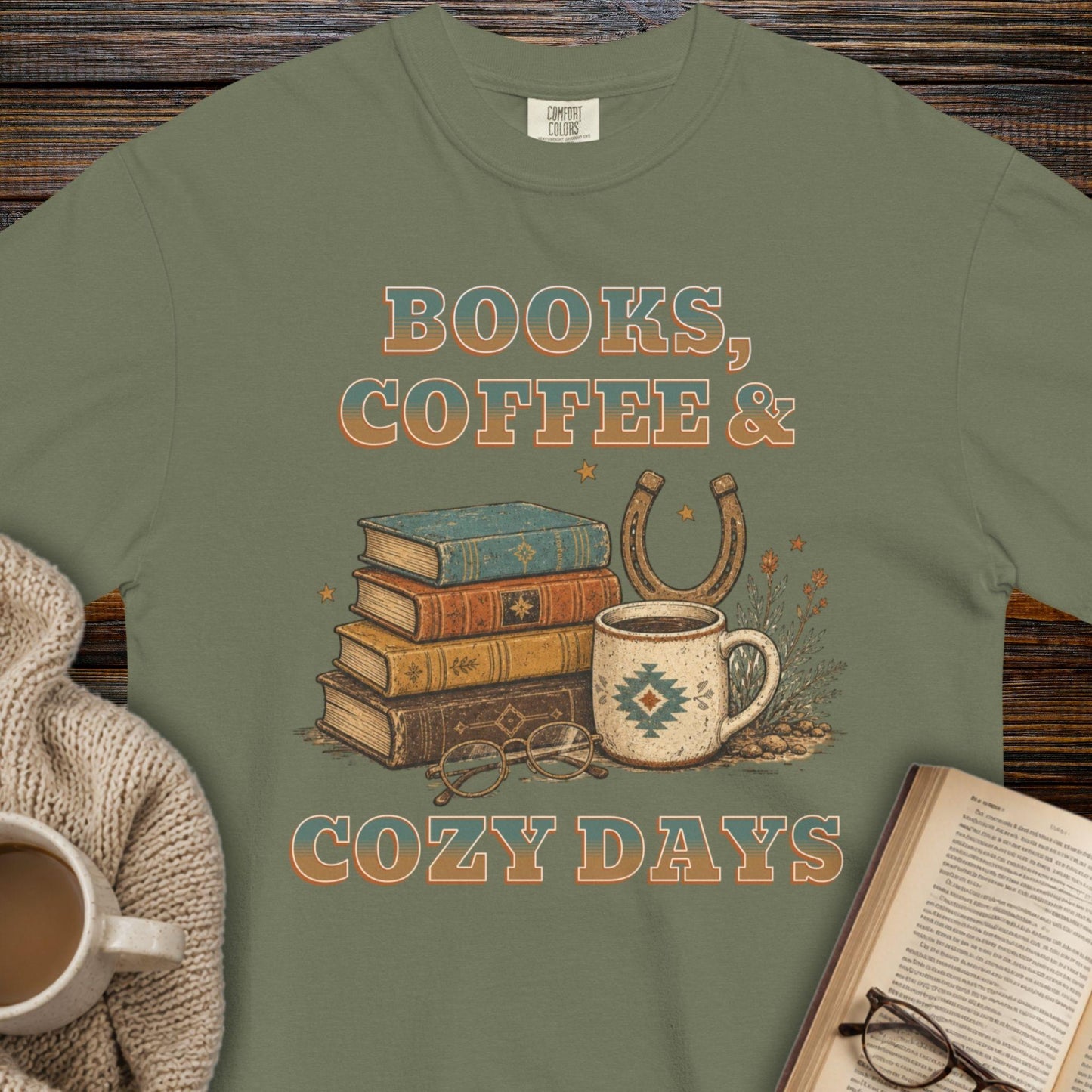 Books, coffee and cozy Days T-shirt